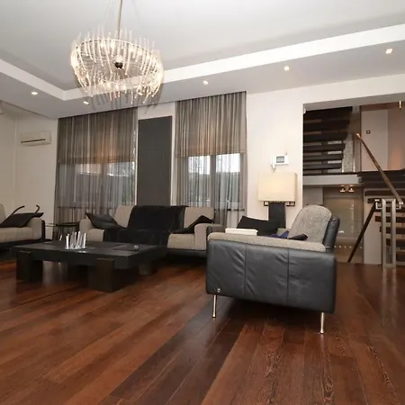 Apartment Lux *